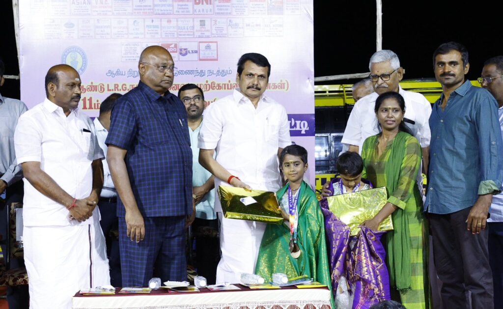 On May 27, At the Jetlee Book of Records event in Tiruchirappalli, Ma. Mithila (8) wrote 52 ancient Tamil script letters in 35 seconds, and her sister Jegathi Magathi (6) recited 20 lip-free Thirukkural couplets – both setting world records.