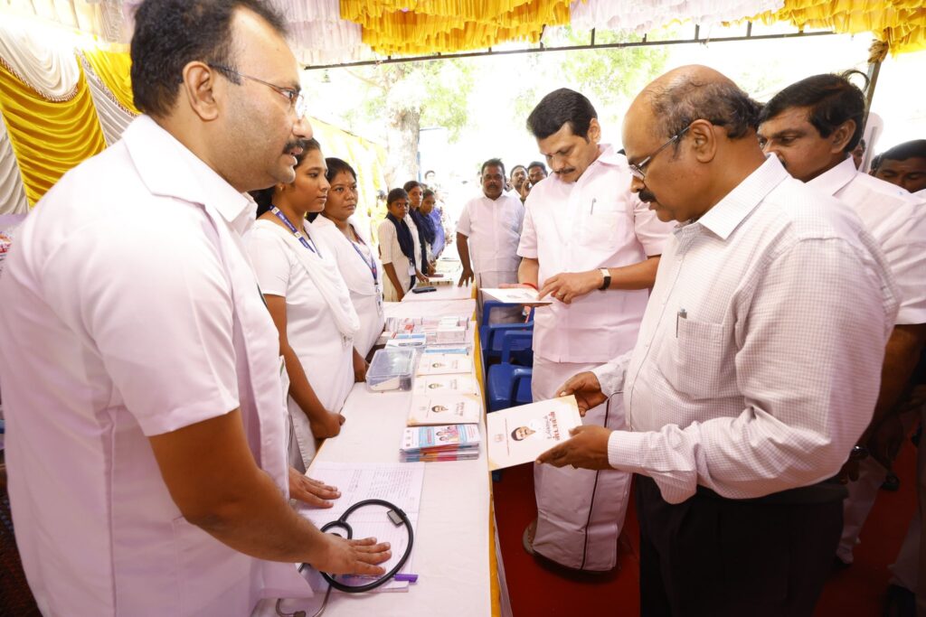On July 15, the Ungaludan Stalin initiative was launched in Chidambaram Municipality, Cuddalore District.In Karur Constituency, petitions were received from residents of Wards 4 and 5 at the Mandalam 1 Office in Vaangapalayam.
